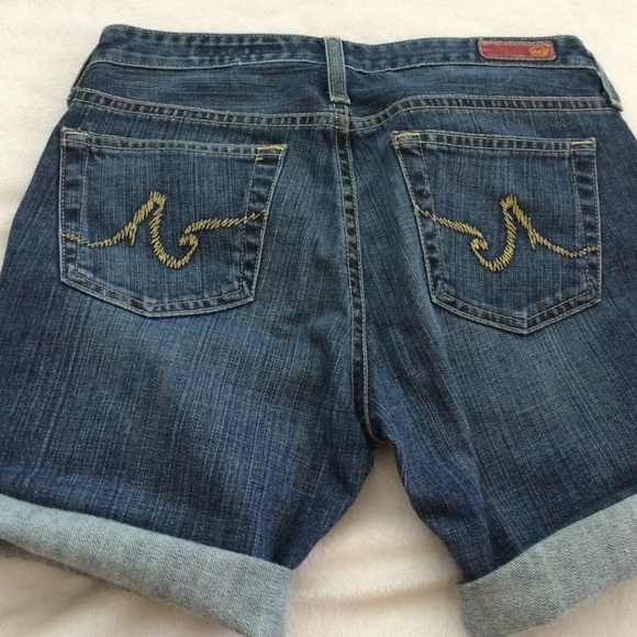 Denim shorts - Picture 2 of 3