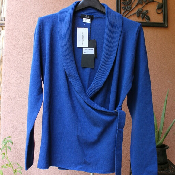 Anita Sweaters - 🍁Flattering Cobalt Blue Sweater🍂