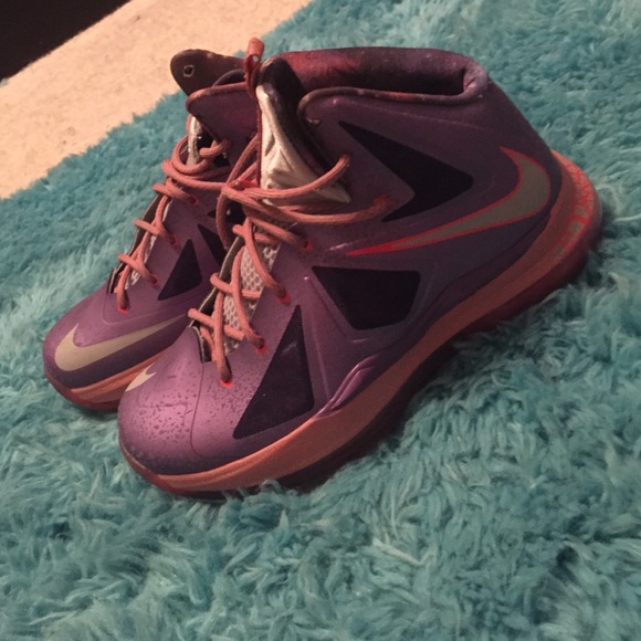 Nike lebrons