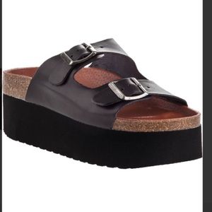 SixtySeven platform sandal