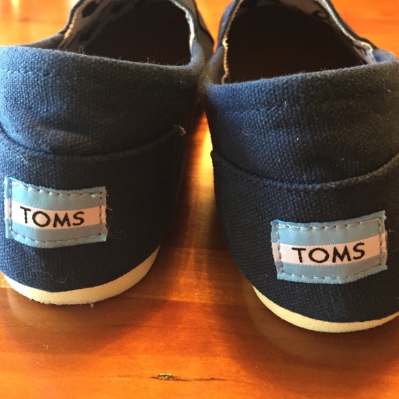 🎨Custom Painted Shoes🎨 - Picture 3 of 3