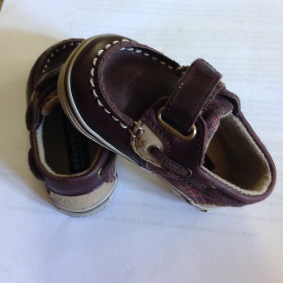 Excellent condition! Baby boy size 1 Sperry's!