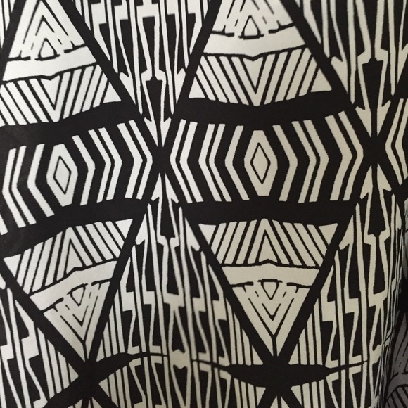 Aztec print shirt - Picture 2 of 3