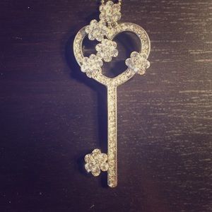 Long key necklace