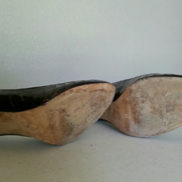 Shoes - Picture 3 of 3