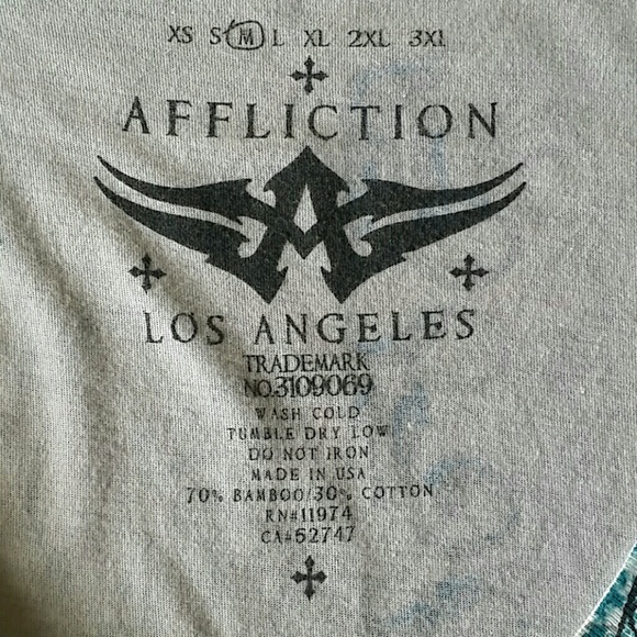 Affliction Top - Picture 4 of 4