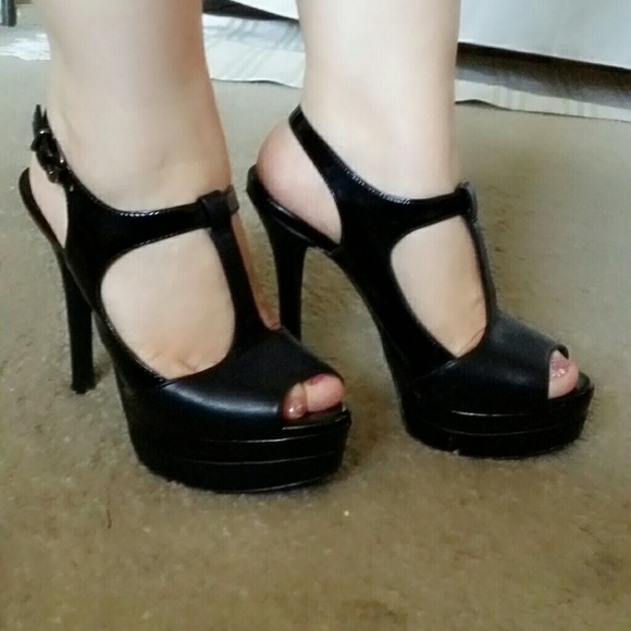 Jessica Simpson Mary Jane platform sandals