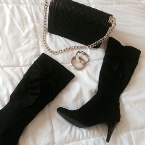 🎉 HP 9/28! 🎉 🎀 Black Knee High Boots 🎀