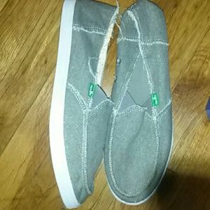 Sanuk loafers