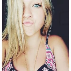 Meet your Posher, Alyssa