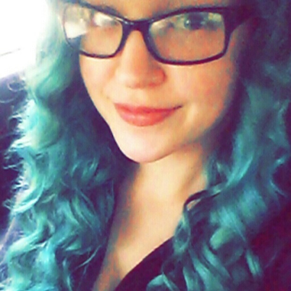 Meet your Posher, Keisha