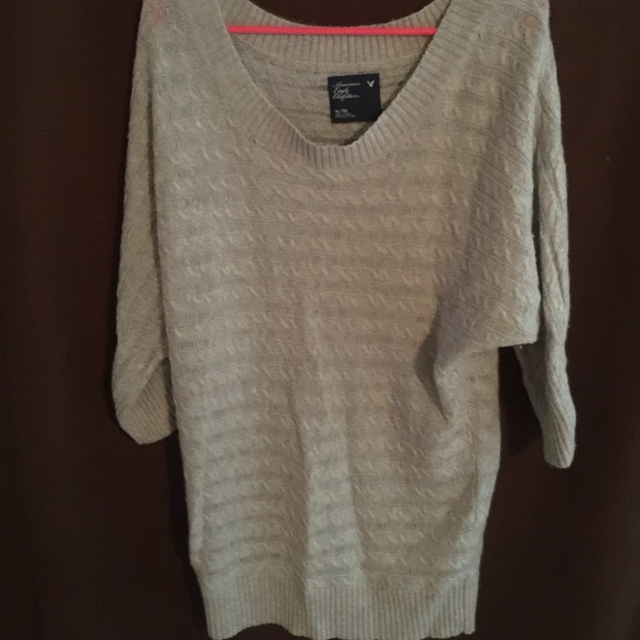 American Eagle Sweater