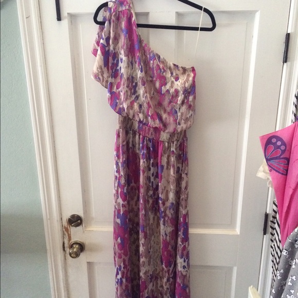 Jessica Simpson long silky dress