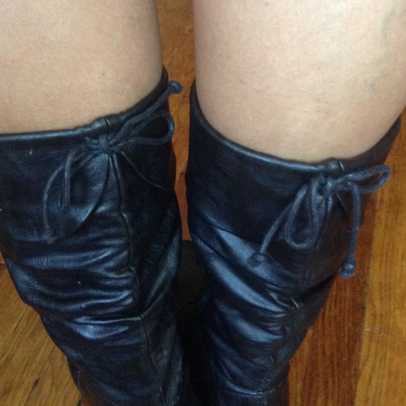 black boot heels - Picture 4 of 4