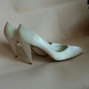Vintage Weitzman Off white pumps w/crystal heels