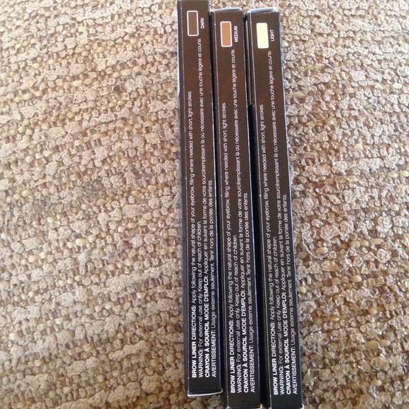 Younique Brow Liner!!