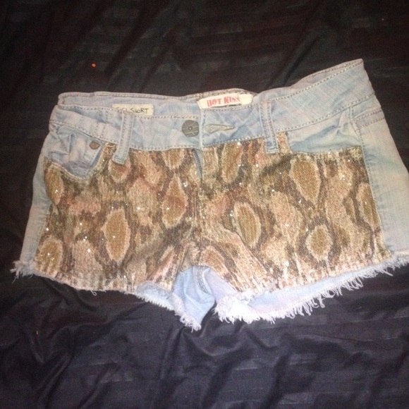 Hot Kiss Shorts