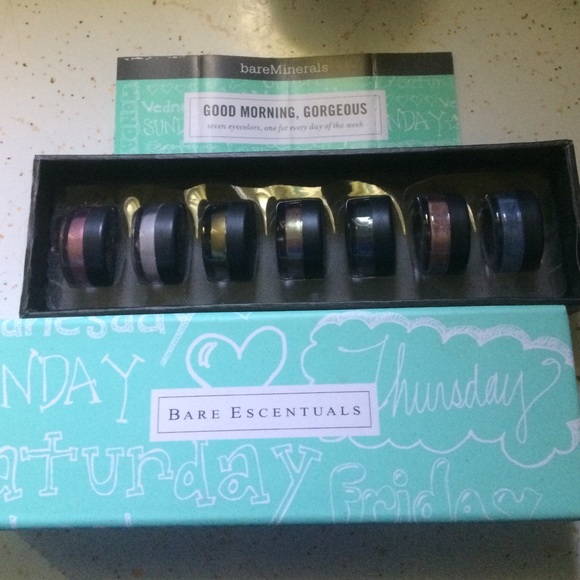 BARE Escentuals eyeshadows!! 100% pure!