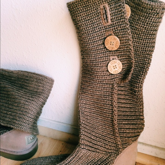 sold🚫Tan UGG Boots🚫sold - Picture 4 of 4