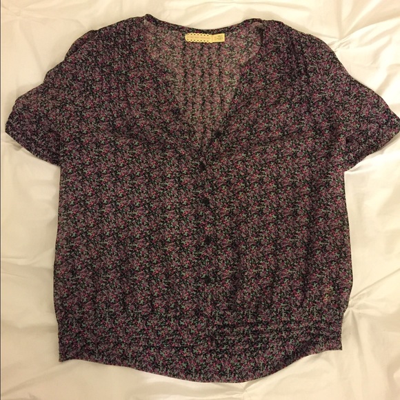 Urban Outfitters -  floral blouse