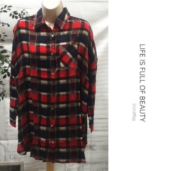 🌺HP 9/2🌺PLAID IS EVERYWHERE THIS SEASON! - Picture 4 of 4