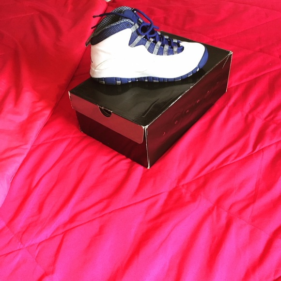 JORDAN 10