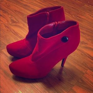 Red velvet ankle booties!