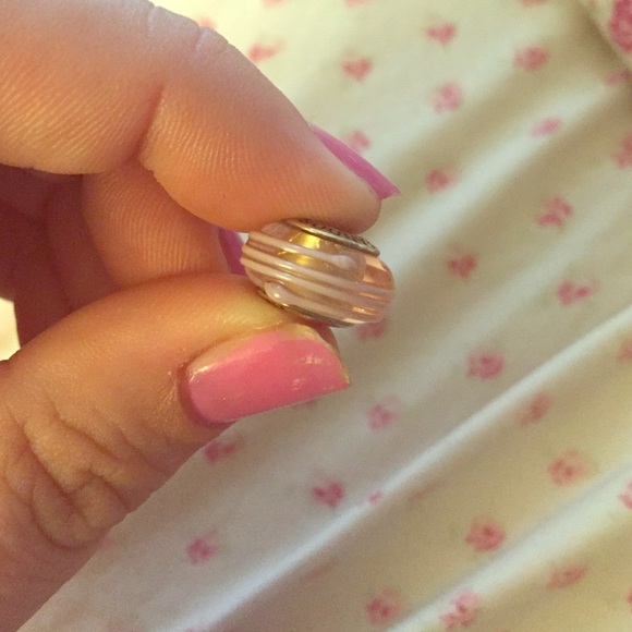 Discontinued textured pink pandora bead