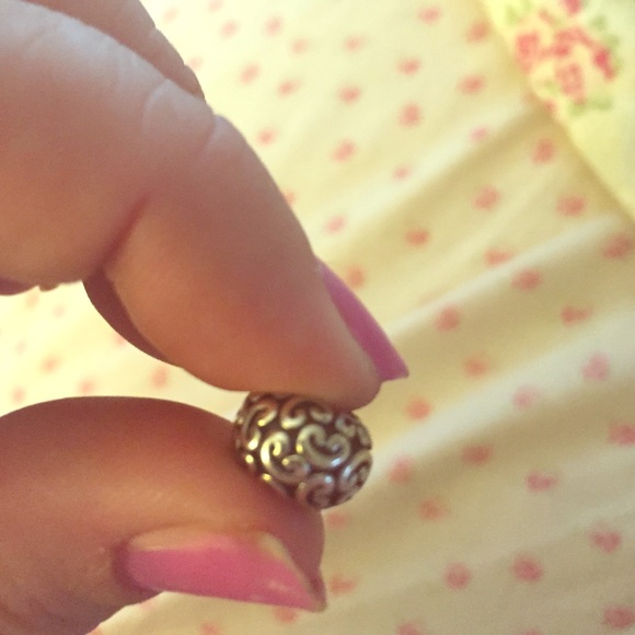 Discontinued swirly pandora bead