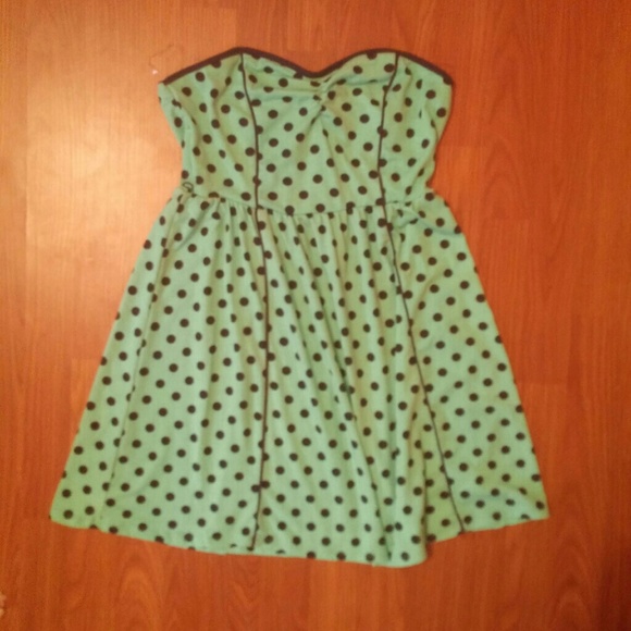 Forever 21 Green Polka Dot Dress