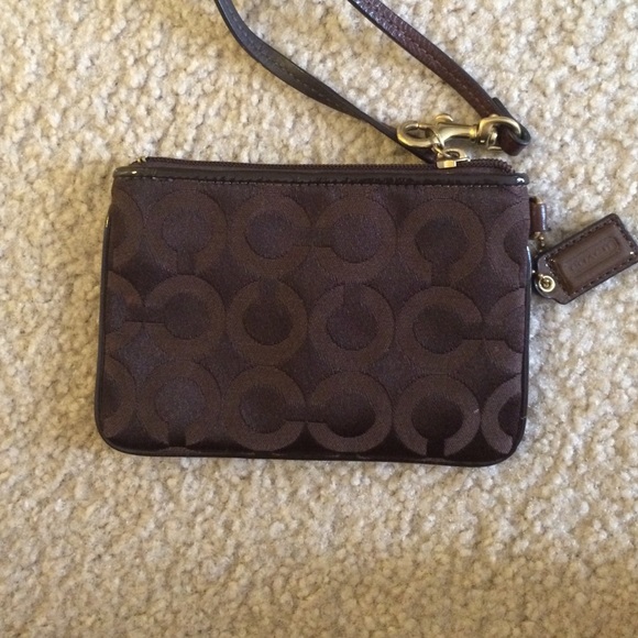 Brown coach wristlet - Picture 2 of 4
