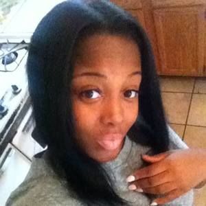 Meet your Posher, Marci