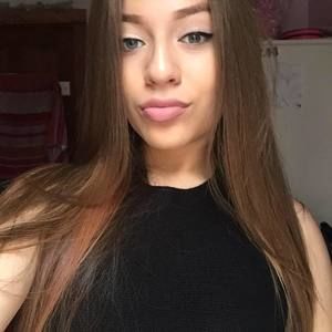 Meet your Posher, Lissette