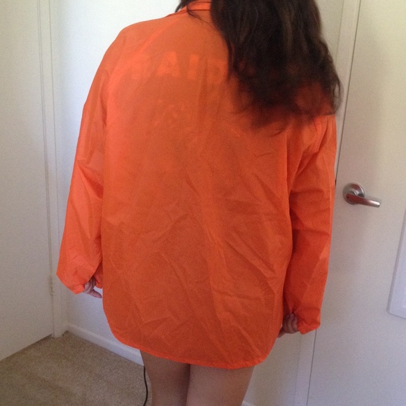Orange Vintage windbreaker š - Picture 3 of 4