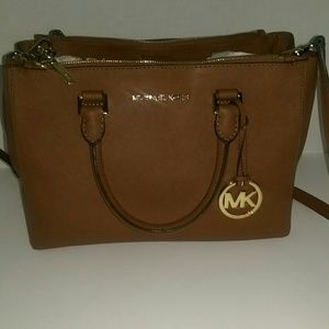 Michael Kors Medium Sutton (Make an offer)
