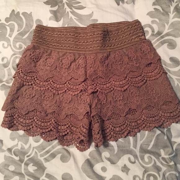 Brown layered lace shorts