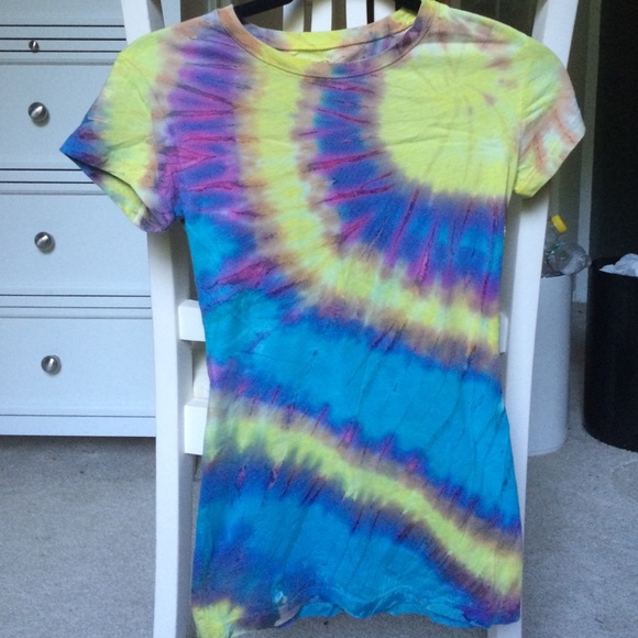 Tie dye tee