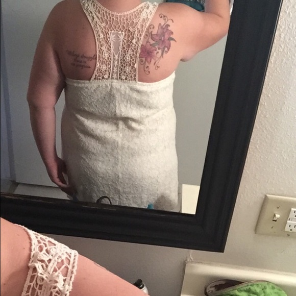 White plus size dress💜💜 - Picture 3 of 3