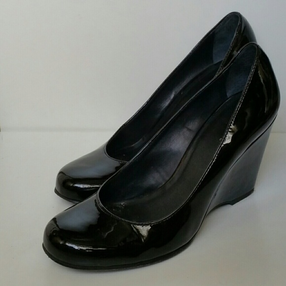 Kate Spade Black Patent Leather Wedge, Size 8