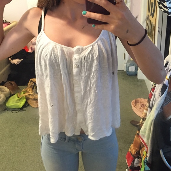 wetseal white flowy tank - Picture 2 of 3