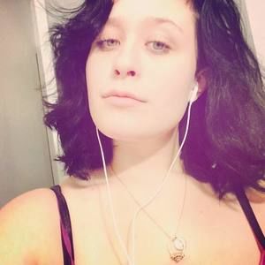 Meet your Posher, Carolyn