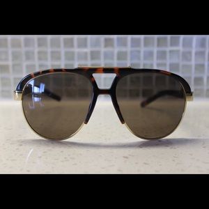 Dolce and Gabbana unisex Sunnies