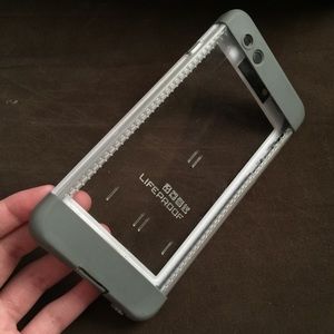 iPhone 6 plus life proof case