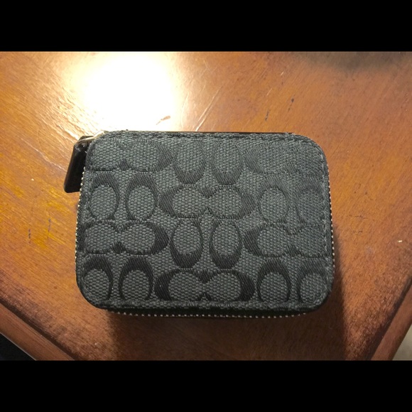 COACH travel container for medication