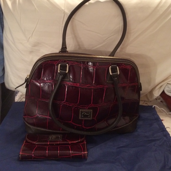 Dooney & Bourke red patent leather purse/wallet