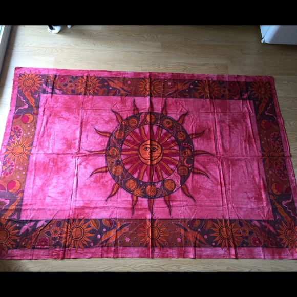 Sun tapestry