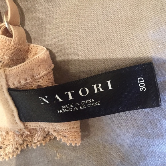 nude bra - Picture 2 of 3