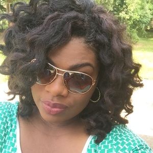 Meet your Posher, Trenesha