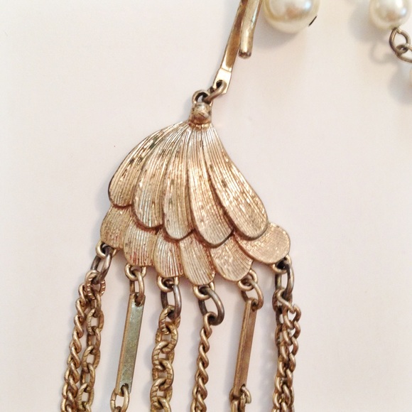 83% off Urban Outfitters Jewelry - Urban Outfitters Pearl & Gold