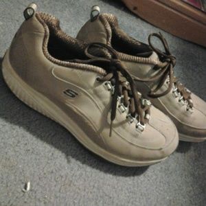 Skechers shape ups